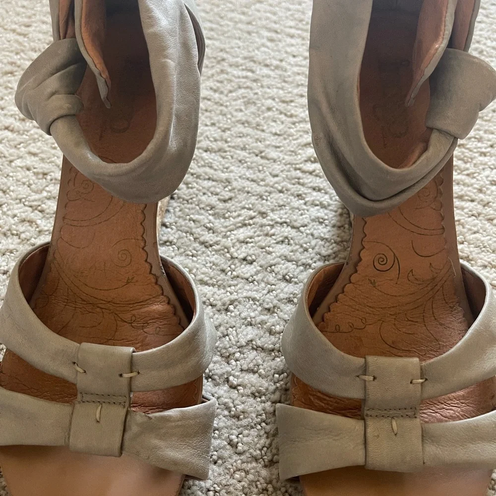 Clark’s Wedge Size 9.5